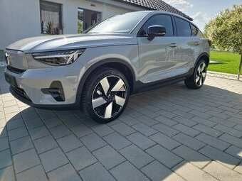 Volvo c40 TWIN 300kw Ultimate TOP STAV