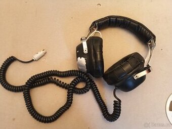 Tesla typ.S2,Koss Porta pro,Lenco K106,Technics  eah-510