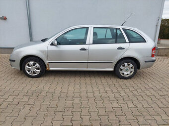 Prodám automobil ŠKODA Fabia combi- šedá pastelová metalíza