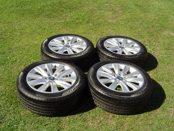 4XLETNÍ HLINÍKOVÁ KOLA ŠKODA KAROQ, SUPERB 215/55 R 17..TOP