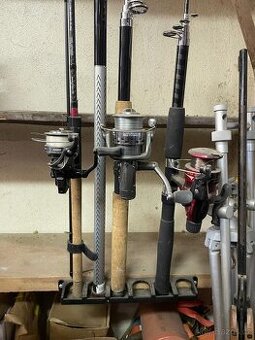 pruty, tašky a veškeré rybářské vybavení