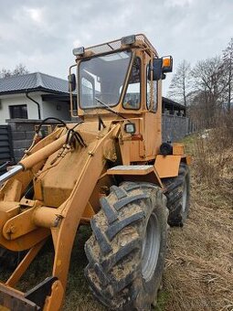 Kloubový nakladač 4×4