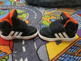 Dětské kotníkové boty Adidas vel.21