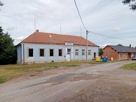 Prodej rodinného domu v obci Derflice, městská část Znojma - 1