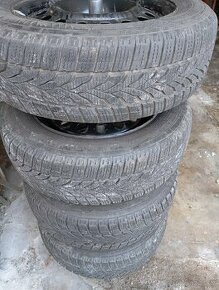 Sada zimních pneu 175/65 R- 14 s disky