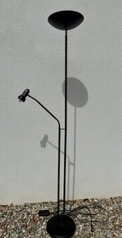 Stojací lampa