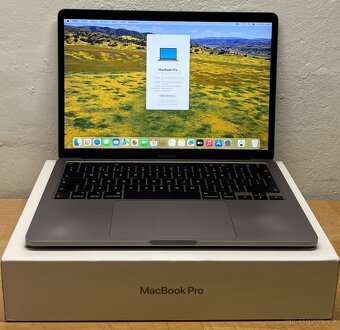 MacBook Pro 2020/16GB RAM/Intel i5/256GB SSD/Záruka