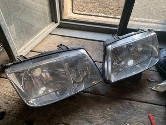 Volkswagen Bora predni svetla