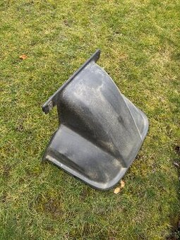 deflektor na zahradni traktory husqvarna