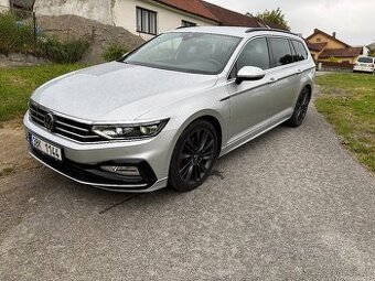 VW Passat 2.0 TDI EVO147KW 4x4 DSG R-line