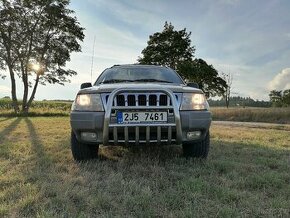 JEEP GRAND CHEROKEE 4,7 l, 175 KW, V8 původ USA