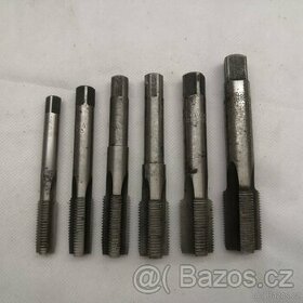 P:kalibrační závitníky M12-22 stoupáním x1,5