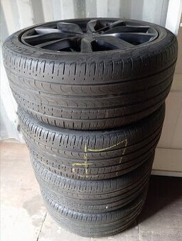 Elektrony MAK Pirelli scorpion 275/40/21 107Y