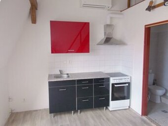 Pronájem atypického bytu, 42 m² - Česká Lípa