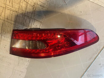 ZADNÍ PRAVÉ SVĚTLO JAGUAR XF