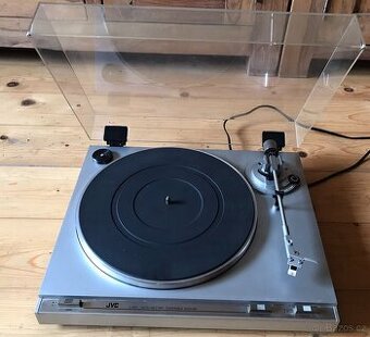 GRAMOFON JVC L-A21 ( 1980) POLOAUTOMAT , NOVÁ JEHLA