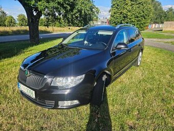 Škoda Superb 3.6 FSi 191 kw kombi Elegance