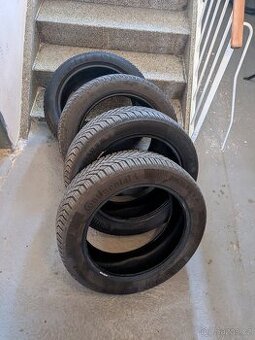Pneu 205/55/17