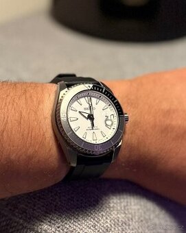 Hodinky Seiko Prospex Sea Diver's SPB191J1 "Shogun”