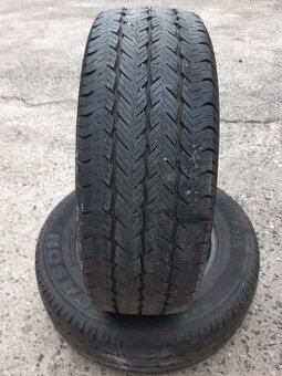Pneu 215/65 r15C, 2kusy