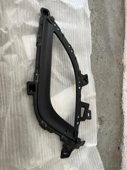 Kryt přední mlhovky – Hyundai i30, OEM: 86563-A6030