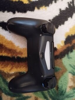 PS4 originální ovladač