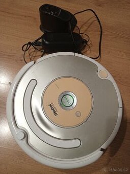 Robotický vysavač Roomba 531