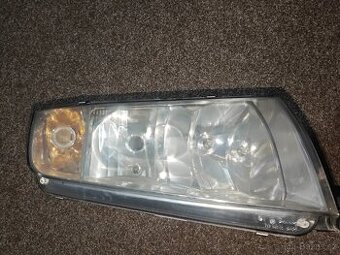Škoda fabia 1 přední světla