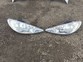 Přední a zadní světla Peugeot 206 SW