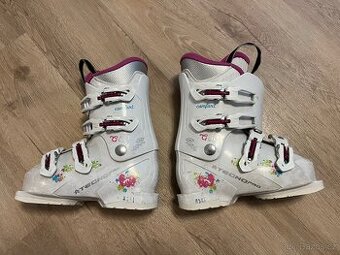 Dětské lyžáky 220-225 (bota 267 mm)