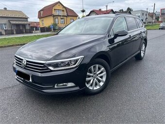 VW PASSAT 2019 2.0 TDI DSG 1. maj, servis jen VW