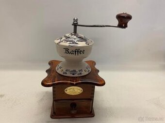 Porcelánový stolní mlýnek na kávu - cibulák č. 8