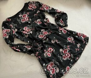 Damske saty s paskem