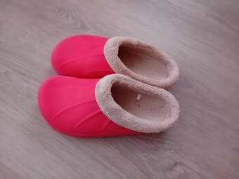 DĚTSKÉ ZATEPLENÉ PŘEZŮVKY - vel.32 /zn.Sport - 1