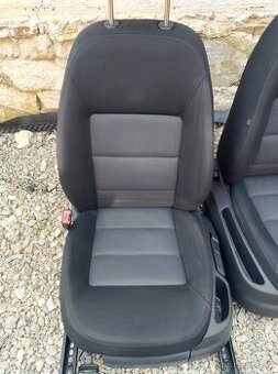 Octavia 2 combi sedadla