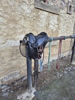 Bezkostrové Sedlo podobní Barfoot