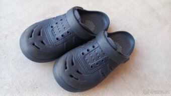 Nazouvaci boty c. 28