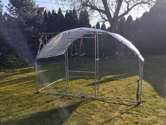 Prodám voliéru na slepice