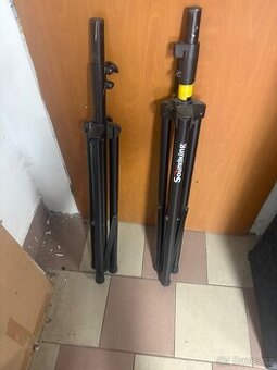 Reprostijany stativy