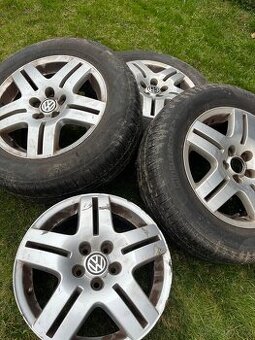 Prodám 4 org. ALU kola VW 15´, 5x100 Golf IV