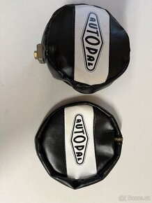 Koženkové převlaky PAL,AUTOPAL na přídavná světla.Retro.