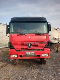 Sklápěčka Mercedes 8x6