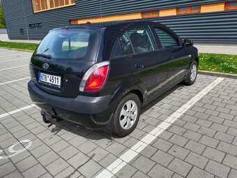 Kia Rio 2010 (koroze)