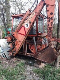 Traktor bagr warinsky