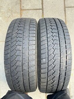 Dvě zimní pneu 225/65/17