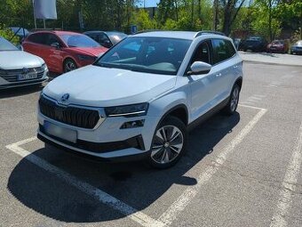 Škoda Karoq 1.5TSI 110kW Style | 2023 | 122 000 km |LED,Navi