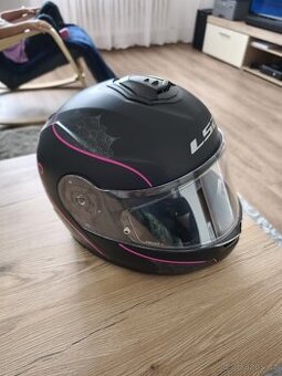 Nová dámská vyklápěcí helma LS2 vel.S (obvod 55-56cm)