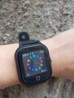 Chytré hodinky LAMAX WatchY2,ochranná fólie,nabíječka,doklad