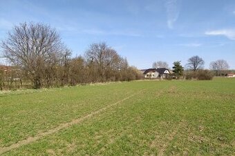 Stavební pozemek 900m2 na prodej, Kunovice u UH - 1