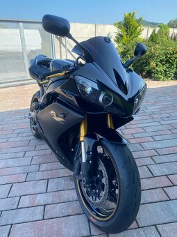 Yamaha R1 RN19 / 2007